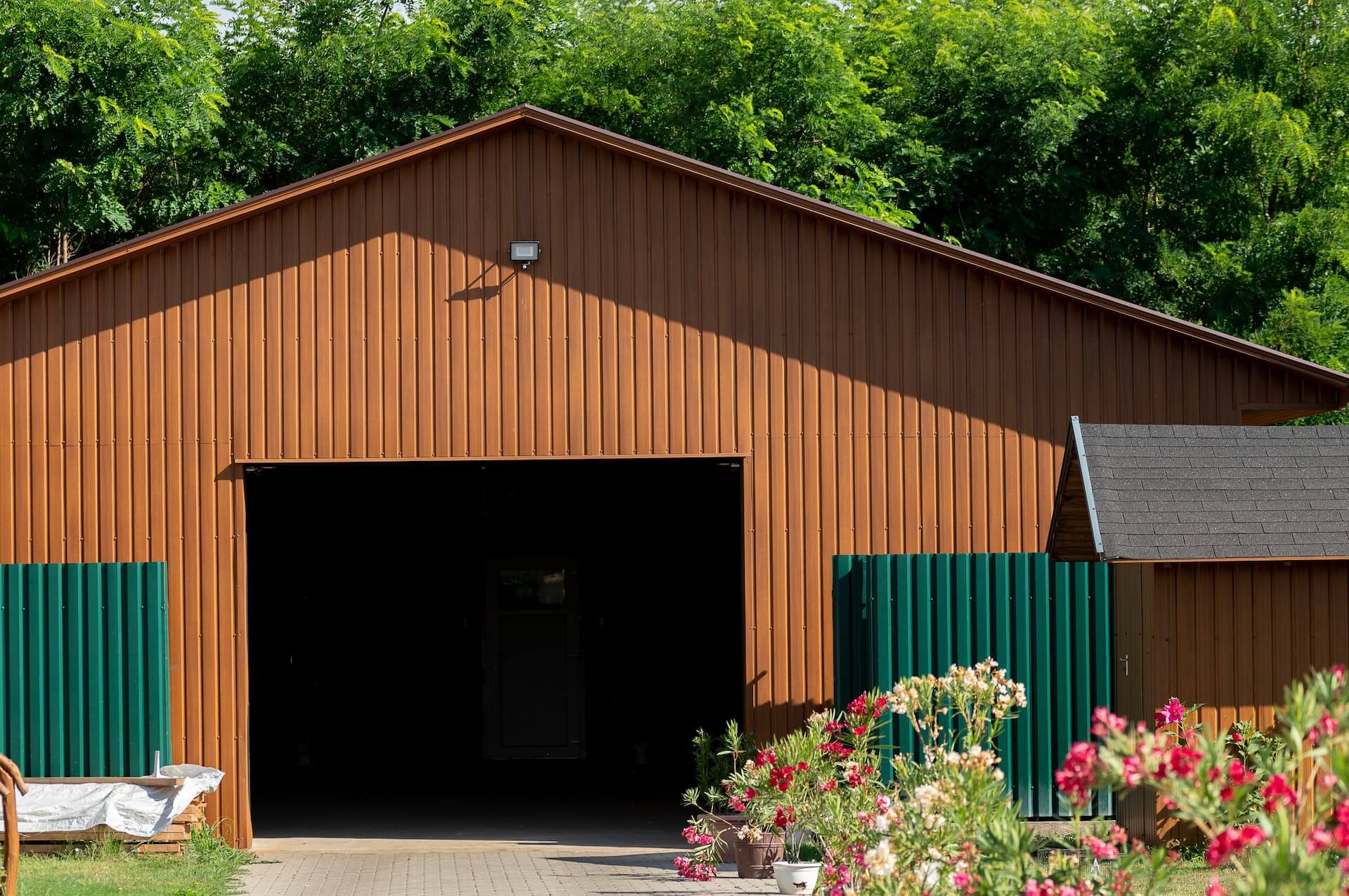 Aranytölgy KTR 8/175/1175 mm trapézlemez Aranytölgy KTR 8/175/1175 mm trapézlemez